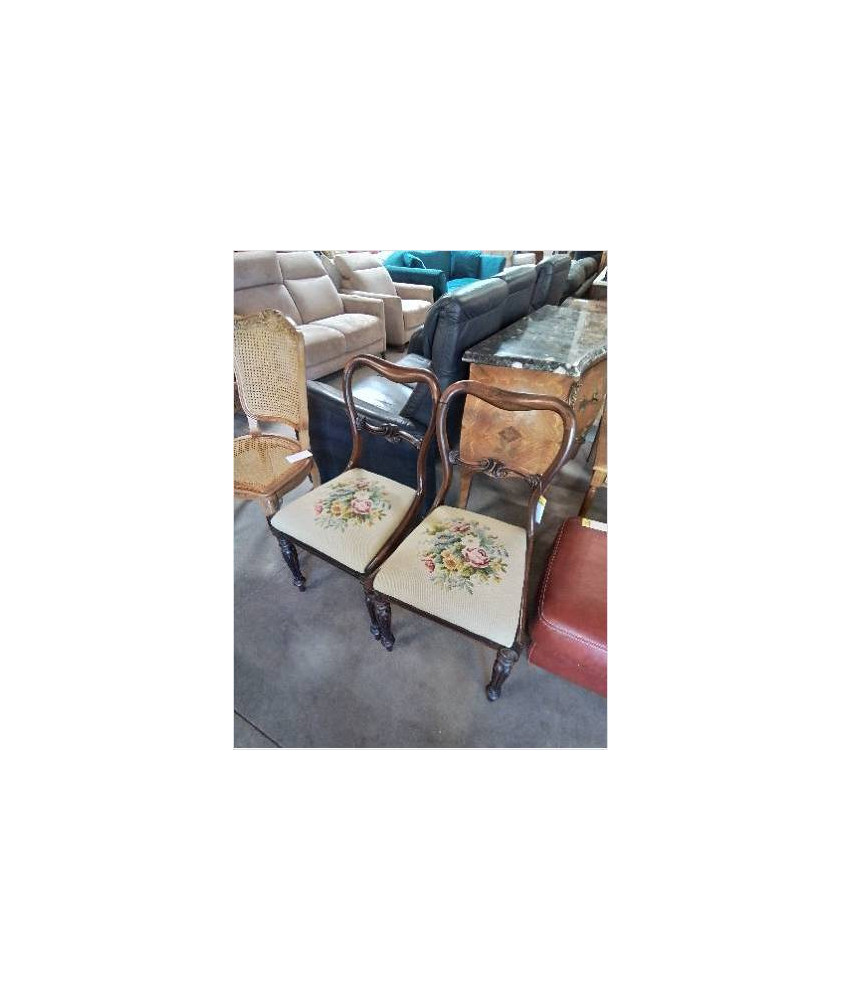 PAIRE DE CHAISES  ANGLAISES ACAJOU ASSISE  TISSU ECRU FLEURI  