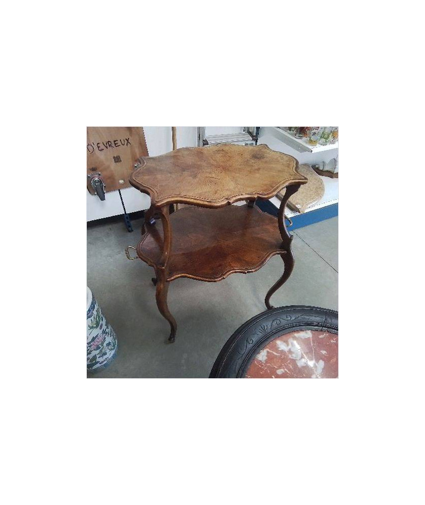 TABLE A THÉ PIEDS GALBÉS NAP III