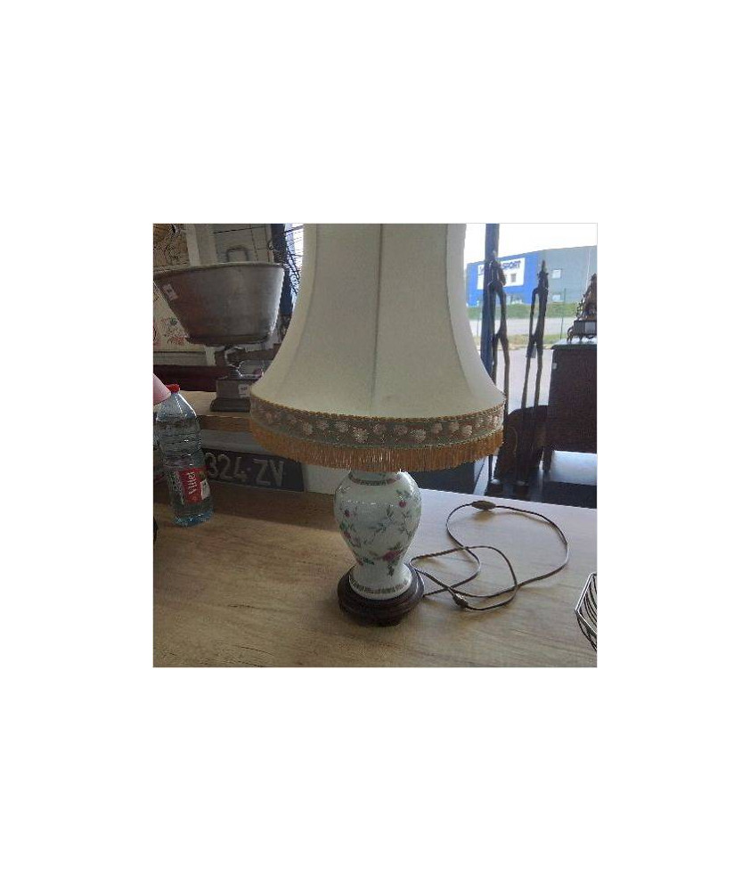 LAMPE STYLE ASIATIQUE