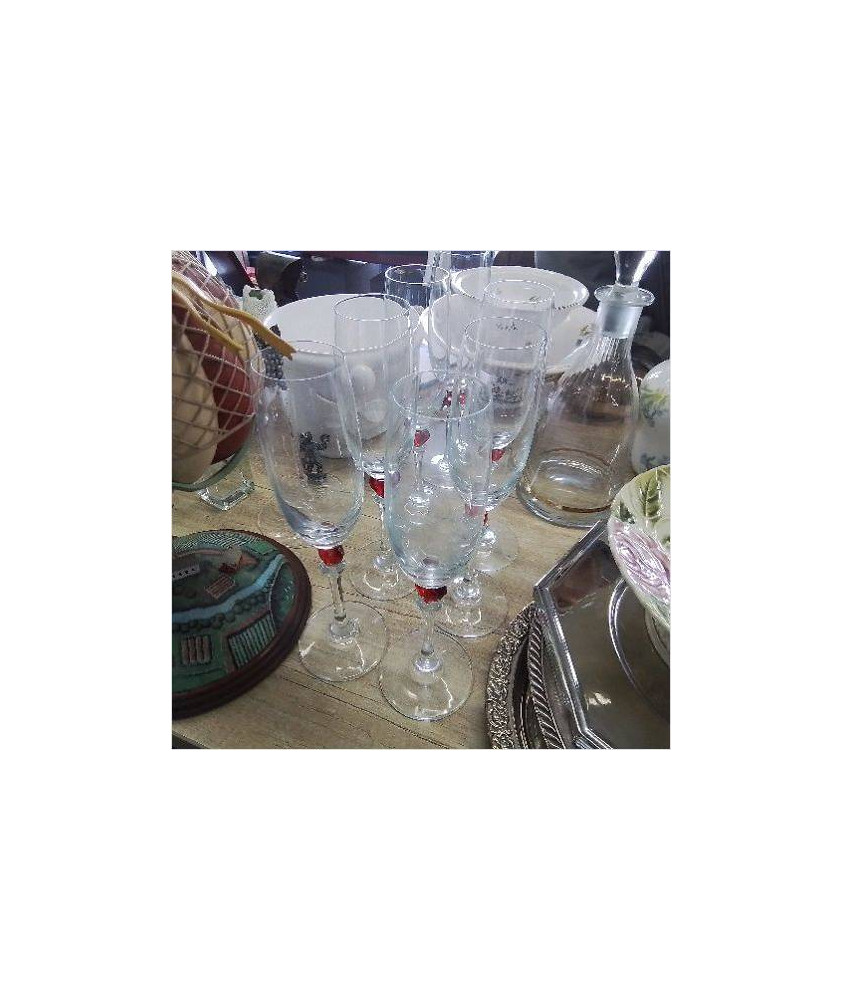 LOT DE 7 FLUTES 