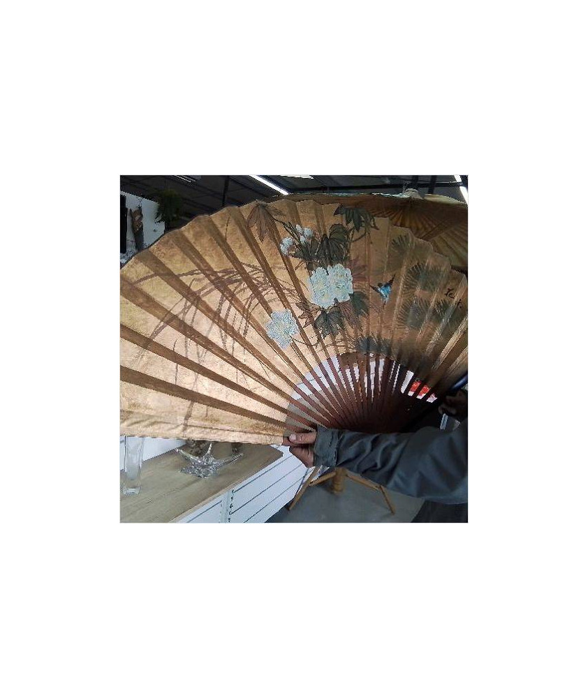 EVENTAIL GRAND MODELE DORE