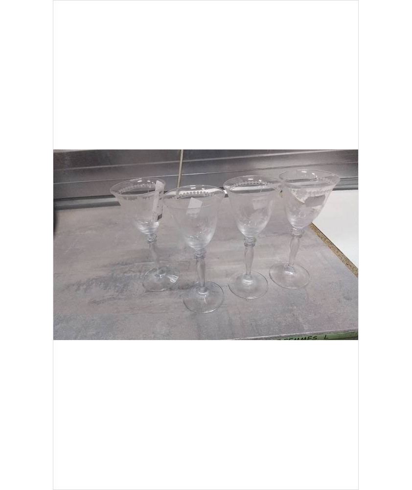VERRE A PIED GM LE LOT