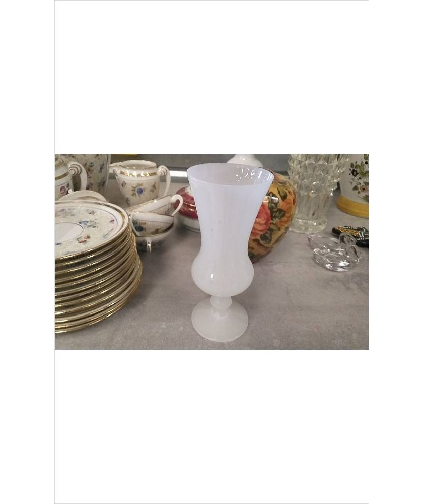 VASE OPALINE BLANC 