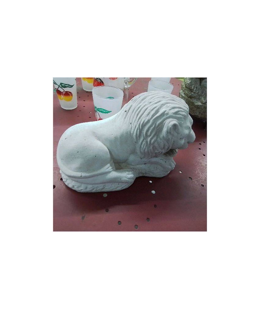 LION SCULPTURE