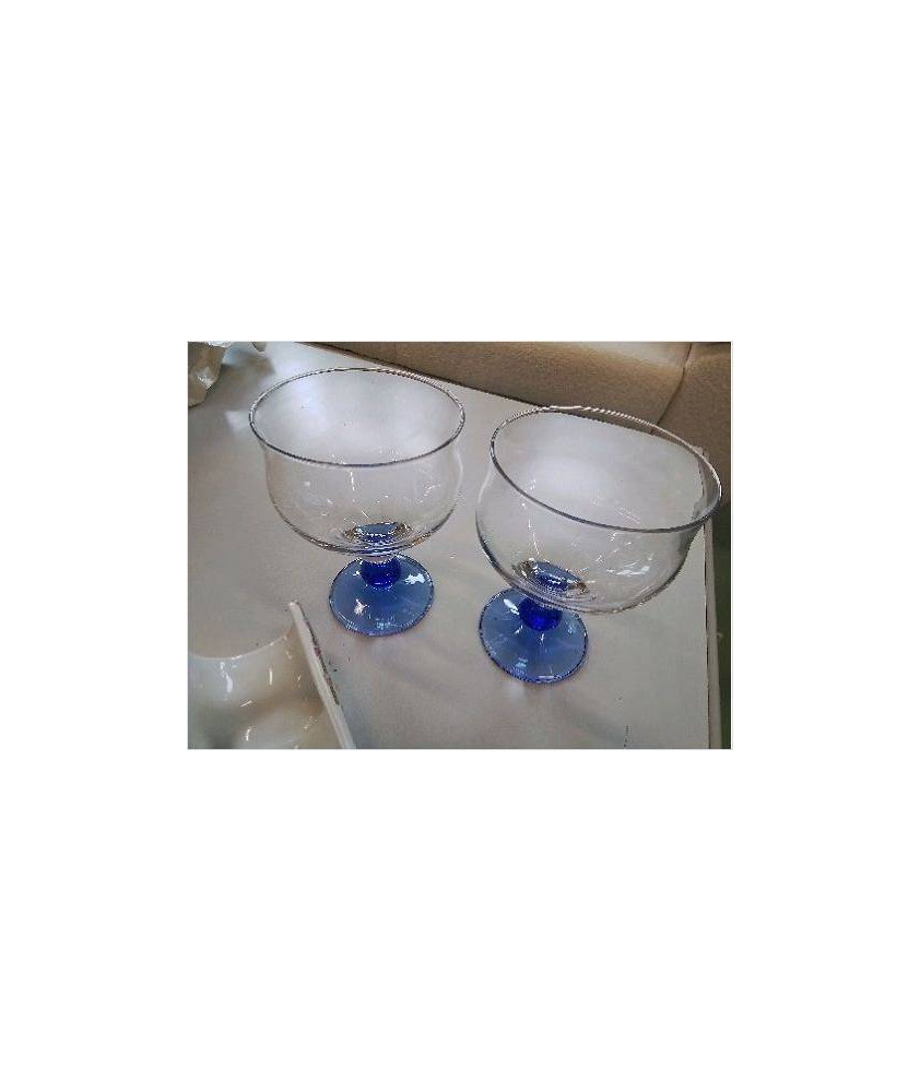 LOT DE 2 VERRE 