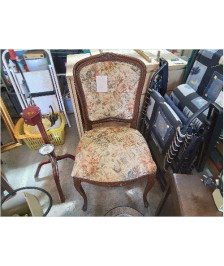 CHAISE TAPISSÉ 