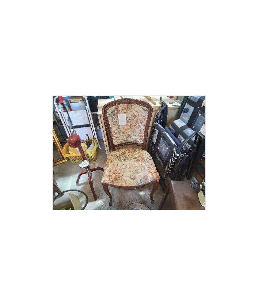 CHAISE TAPISSÉ 