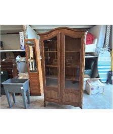 PETITE VITRINE 