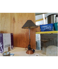 LAMPE AVEC PIED EN BOIS 