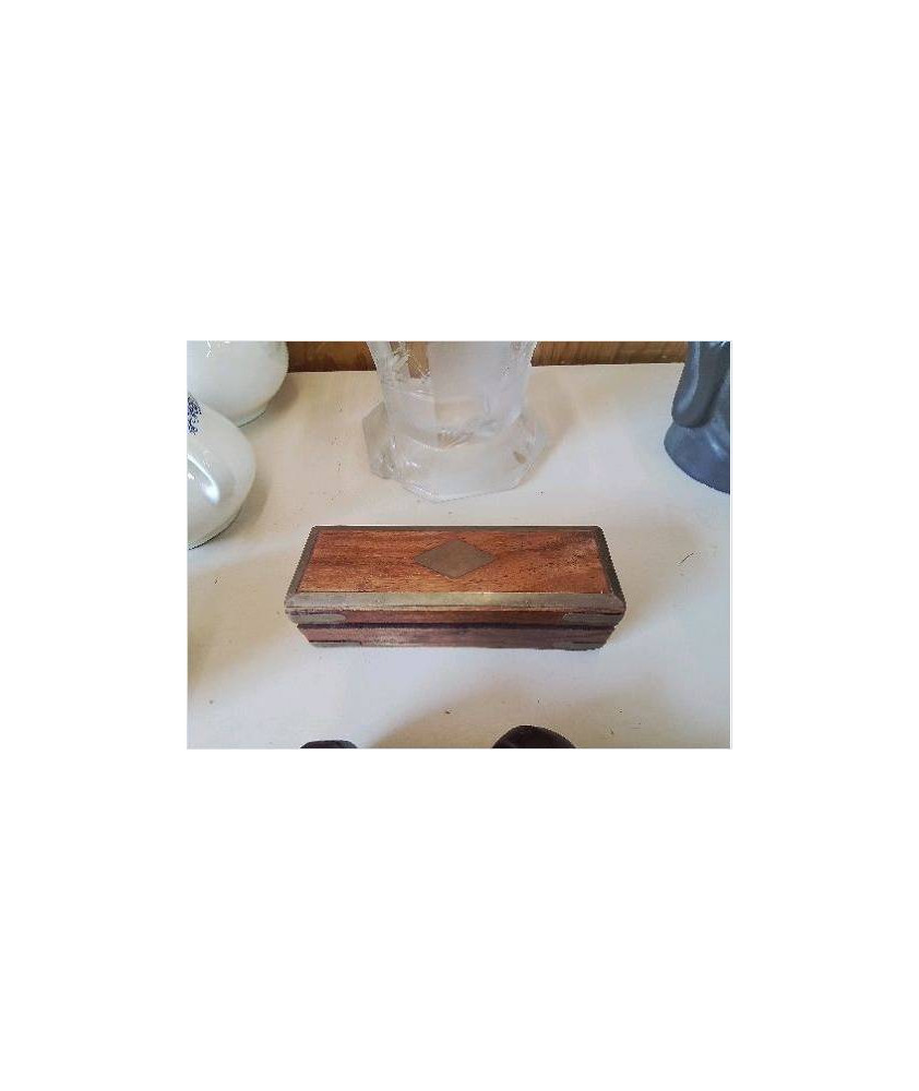 PETITE BOITE EN BOIS 
