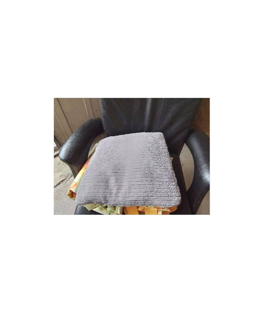 COUSSIN GRIS 