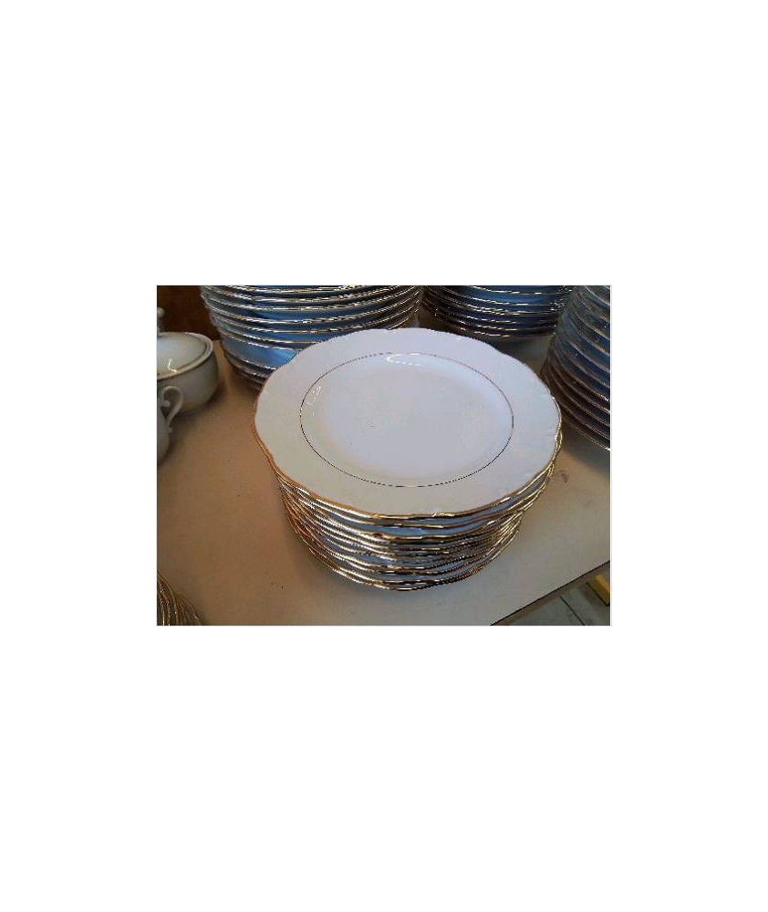 LOT DE 11 ASSIETTES A DESSERT EN PORCELAINE 