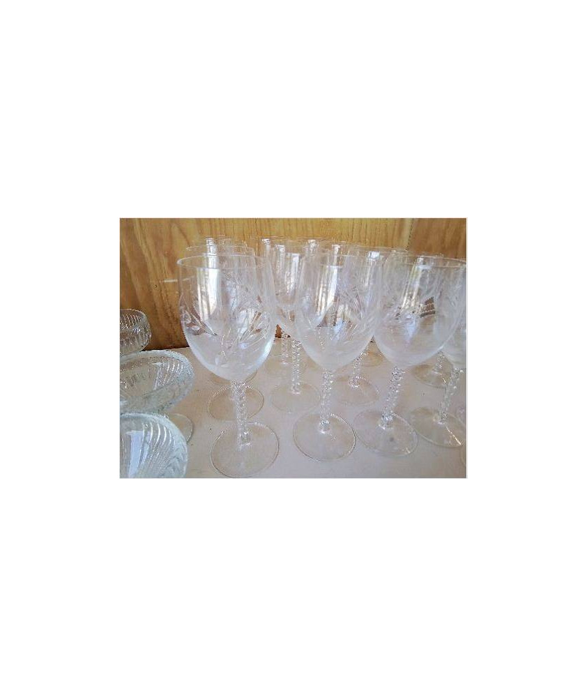 LOT DE 6 VERRES A EAU MOTIFS EPIS EN CRISTAL 