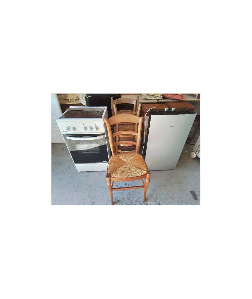 CHAISE PAILLÉE 