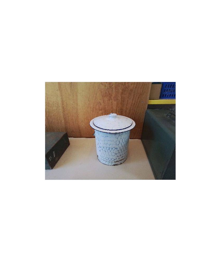 POT DE CHAMBRE EN TAULE ÉMAILLÉE 
