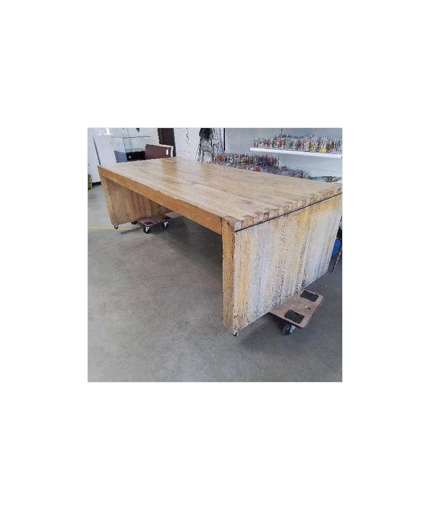 TABLE TRES GRAND MODELE A ROULETTES