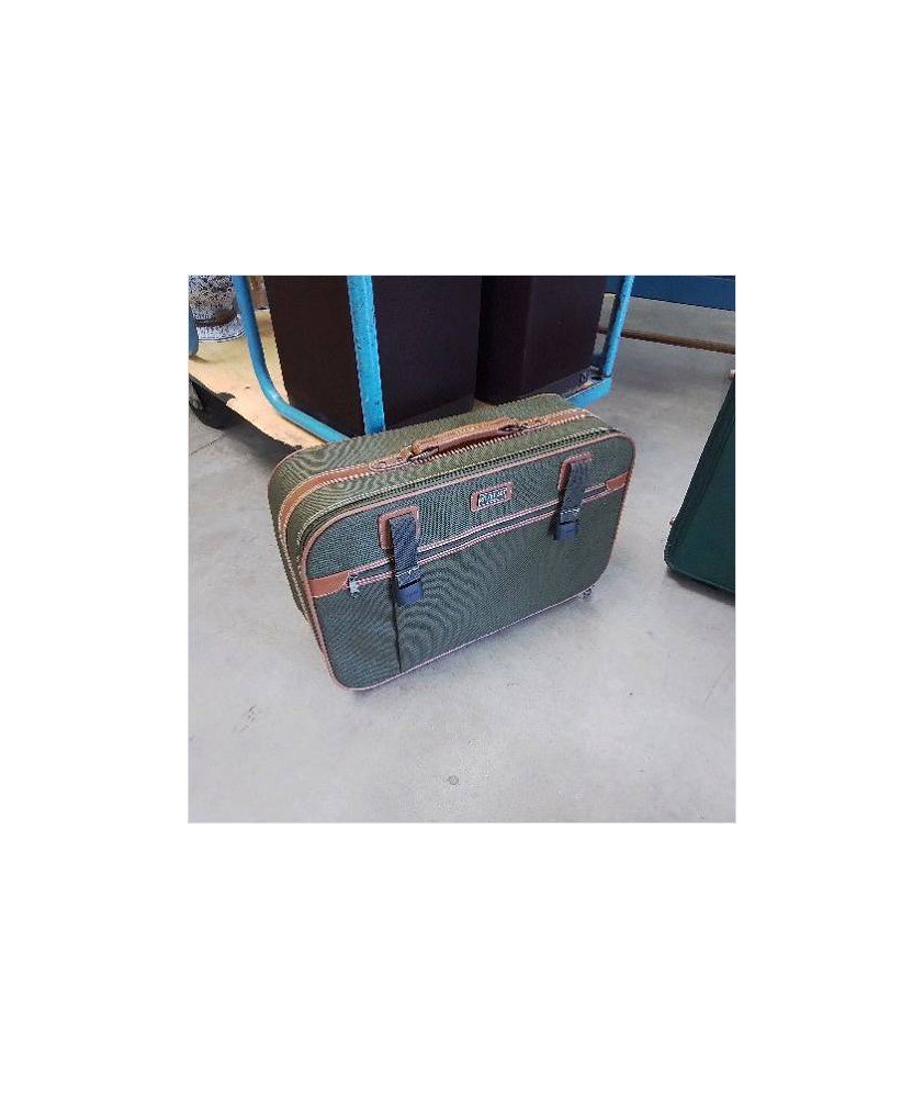 VALISE VERTE 