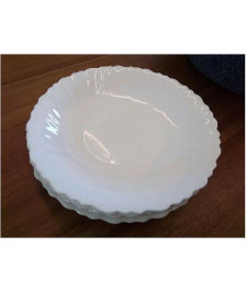 LOT DE 5 ASSIETTES EN ARCOPAL BLANCHE 