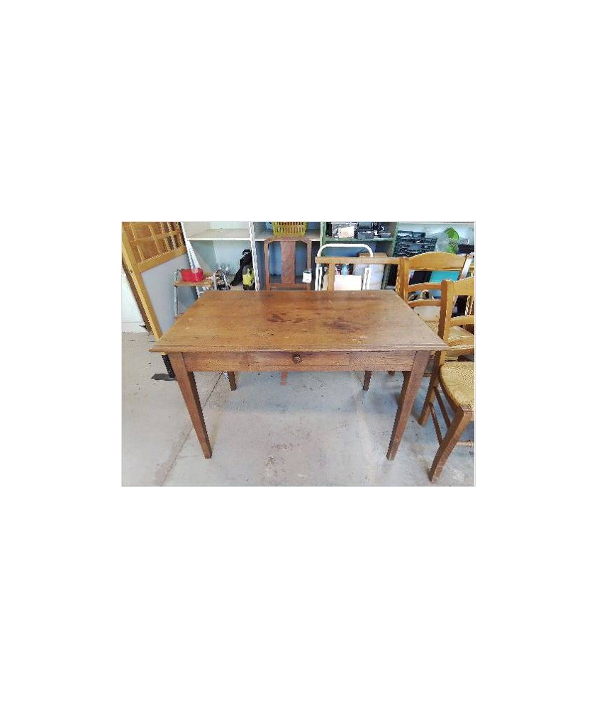PETITE TABLE 