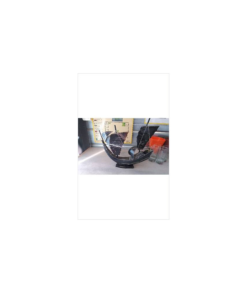 DECO BATEAU EN CORNE 