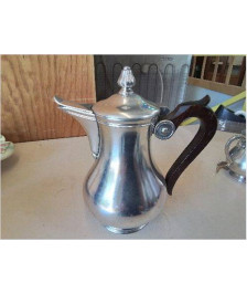 CAFETIÈRE EN ETAIN