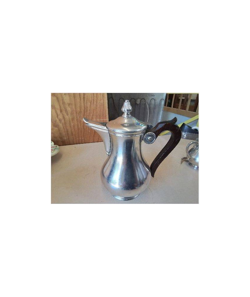 CAFETIÈRE EN ETAIN