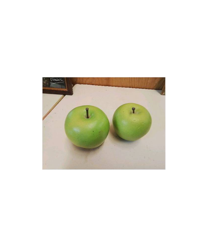 POMME EN POLYSTYRÈNE 