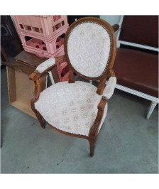 FAUTEUIL MEDAILLON STYLE LOUIS XVI BLANC