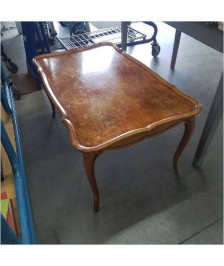 TABLE BASSE PIEDS GALBÉS 