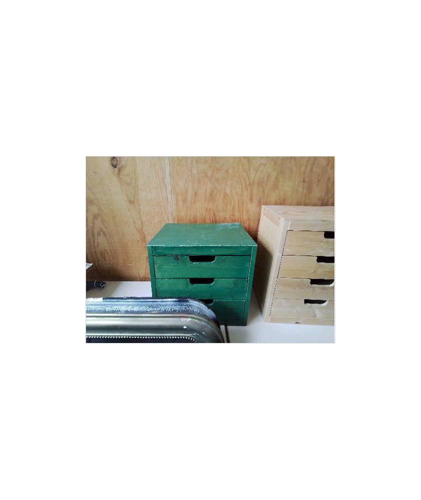 CAISSE VERTE DE RANGEMENT 
