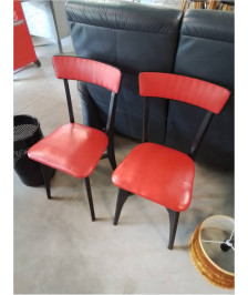 PAIRE DE CHAISES BOIS PEINT NOIR ASSISE ET DOSSIER SKAÏ ROUGE ANNÉES 50