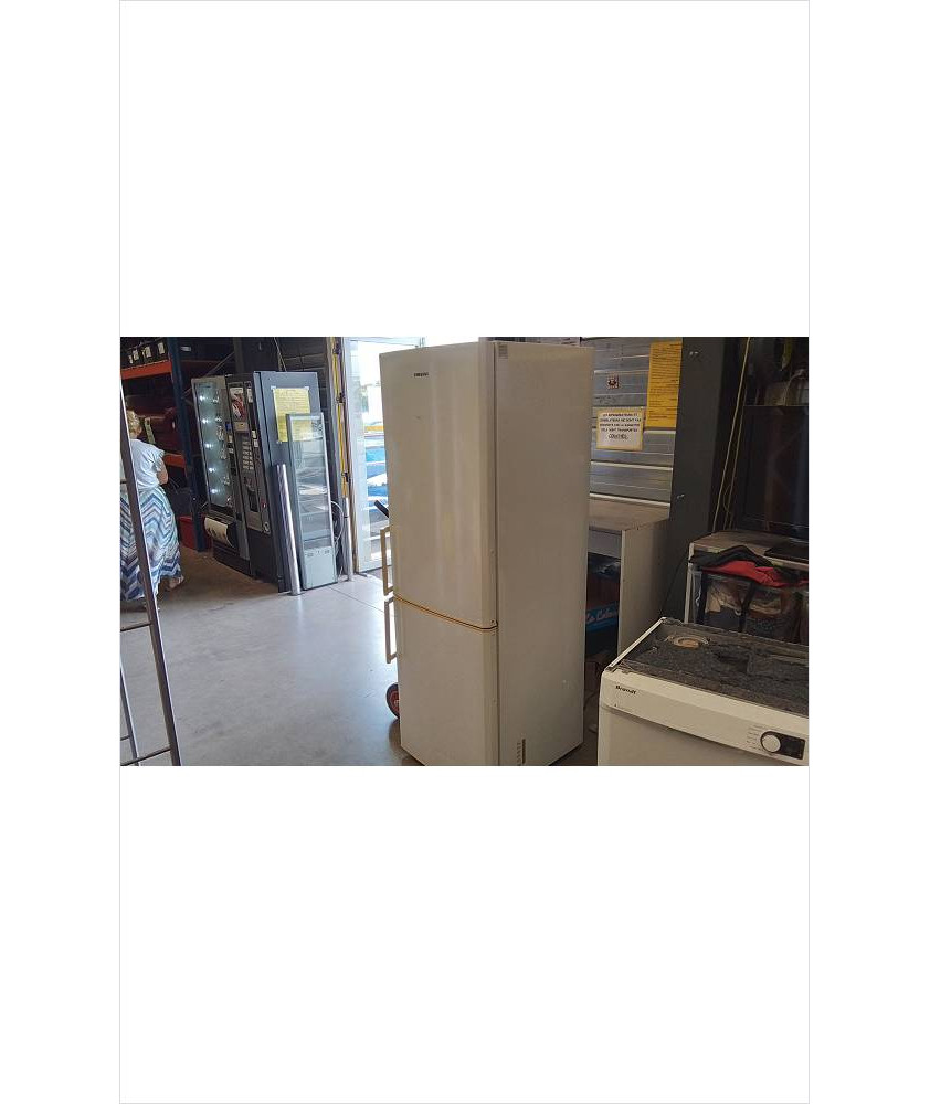 FRIGO CONGELATEUR SAMSUNG -RAYURES DEVANT