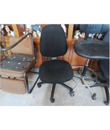 CHAISE DE BUREAU SUR ROULETTE 