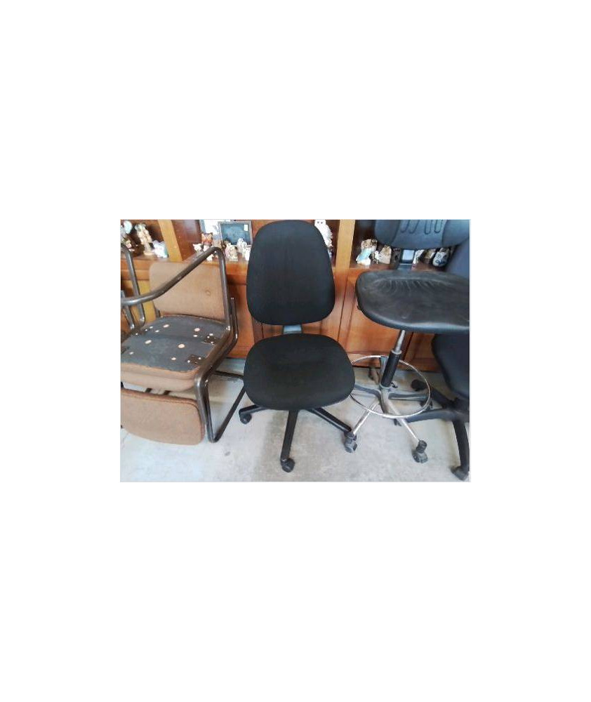 CHAISE DE BUREAU SUR ROULETTE 