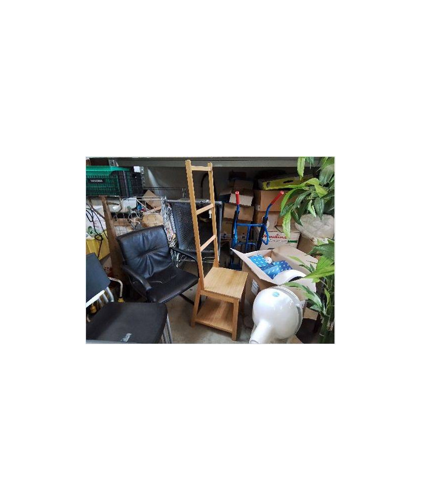 CHAISE PORTE SERVIETTE 