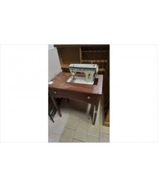 MACHINE A COUDRE