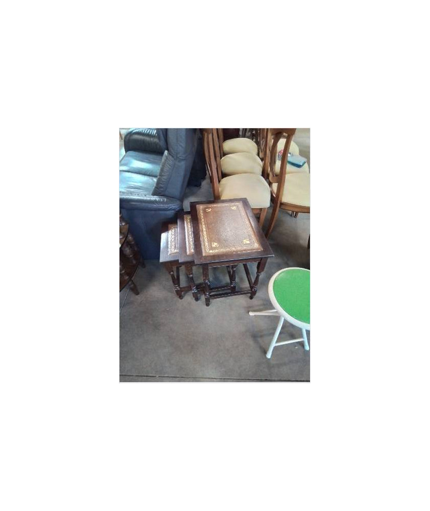 3 TABLES BASSES GIGOGNES BOIS PLATEAU GAINE CUIR FAUVE LISERÉ DORÉ 