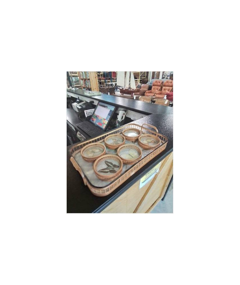 PLATEAU DE SERVICE ET 6 VERRES BOIS AUX PAPILLONS