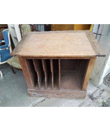 MEUBLE DE METIER 