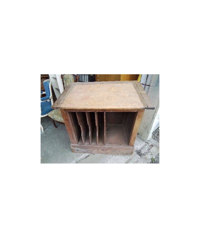 MEUBLE DE METIER 