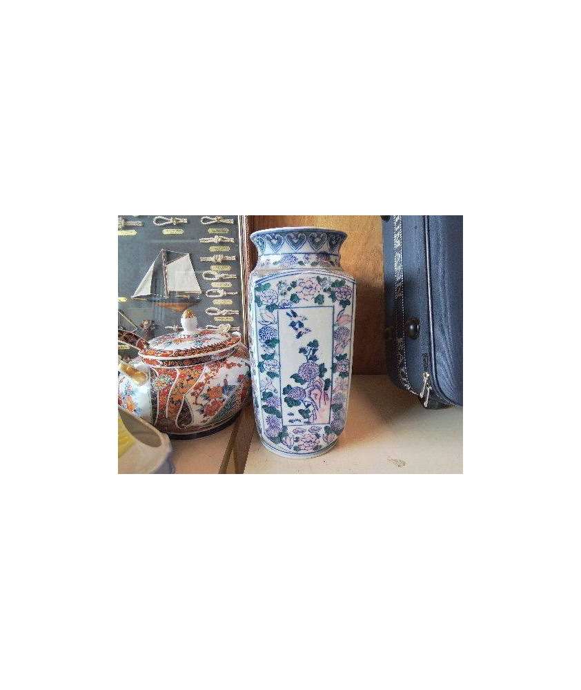 VASE ASIATIQUE 