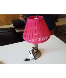 LAMPE A POSER