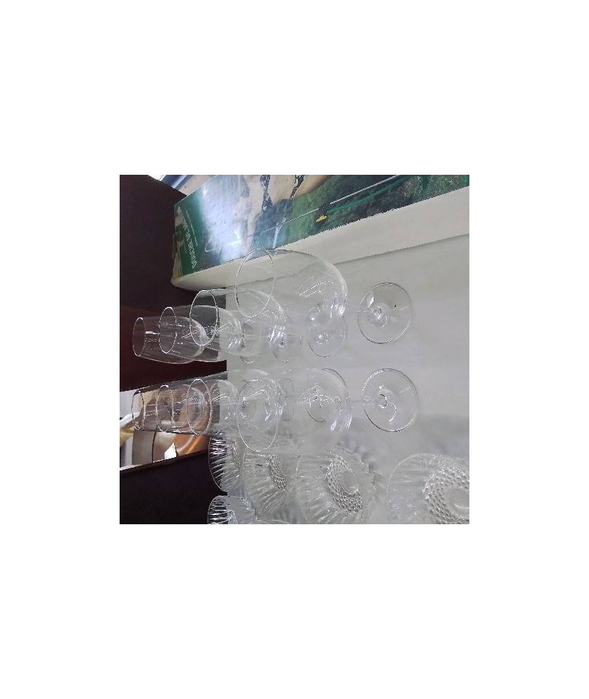 VERRE A PIED 