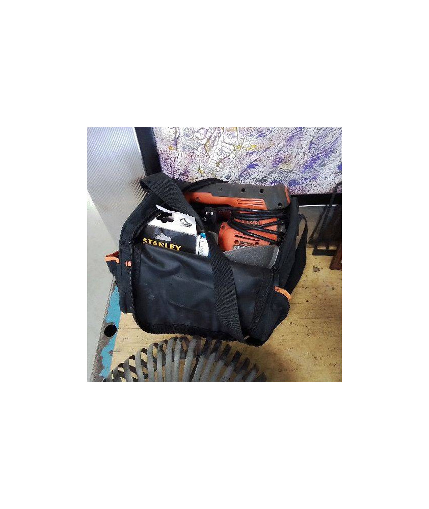 PONCEUSE BLACK ET DECKER + SACOCHE 