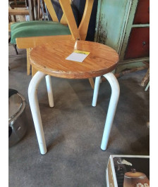 TABOURET ROND PIÈTEMENT MÉTAL BLANC ASSISE BOIS CLAIR