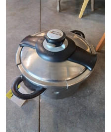 COCOTTE MINUTE SEB CLIPSO 8L