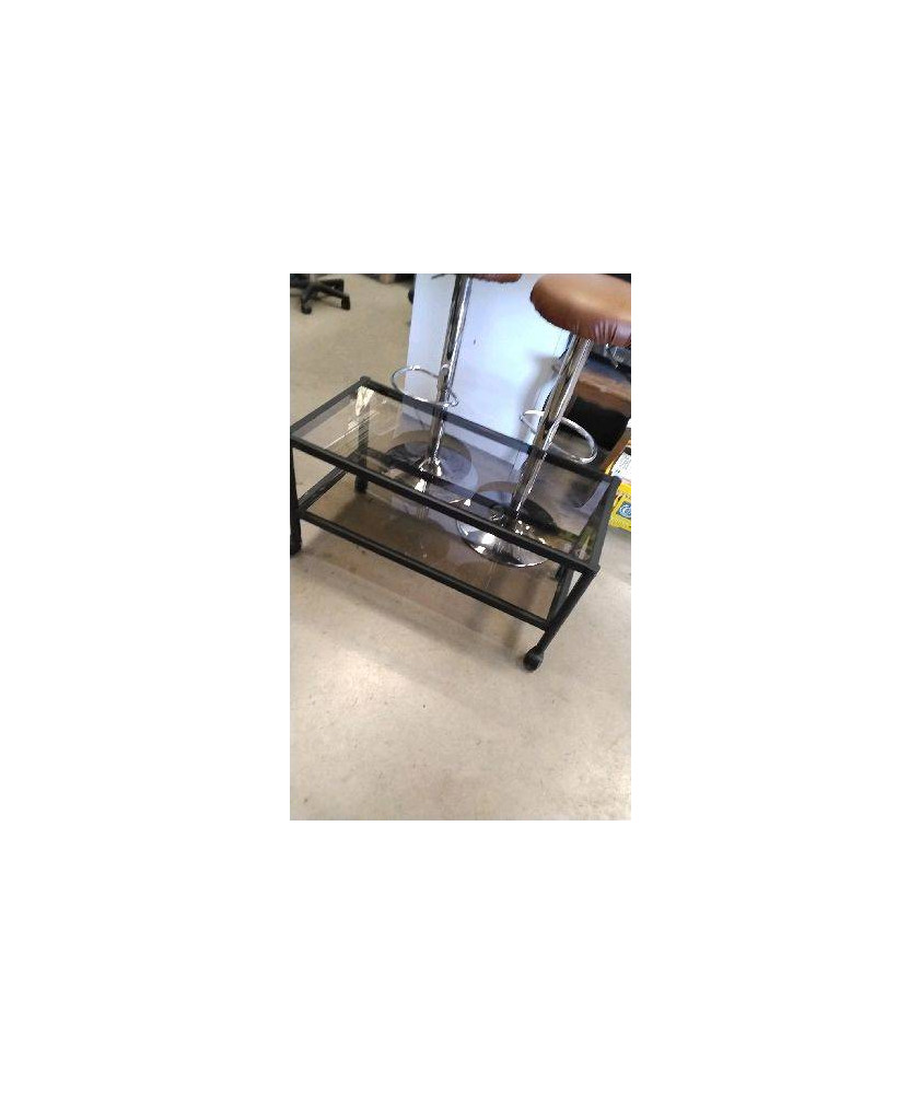 TABLE BASSE SUR ROULETTES VERRE FUME 