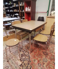 TABLE EN FORMICA 2 ALLONGES