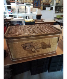 COFFRE ROTIN ET VANNERIE DÉCOR A L’OURS