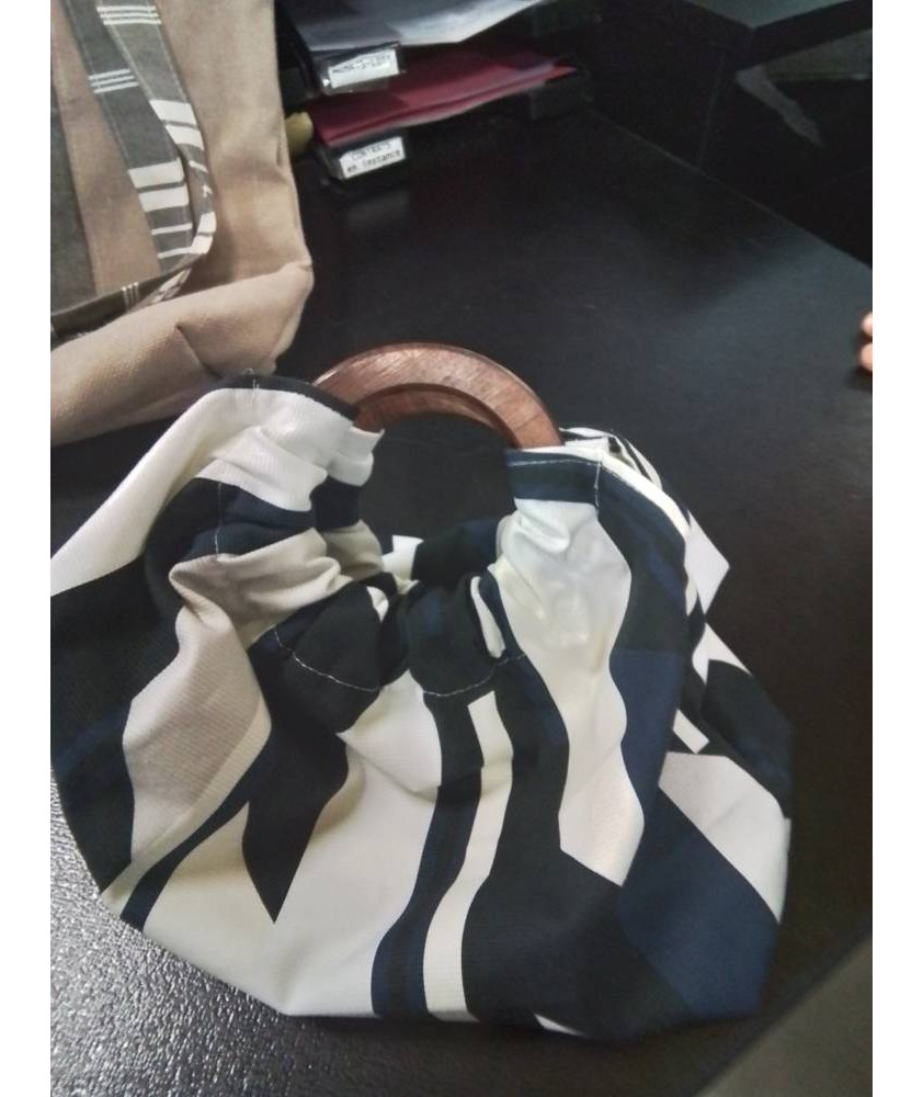 SAC ANNEAUX BOIS NOIR BLANC BLEU